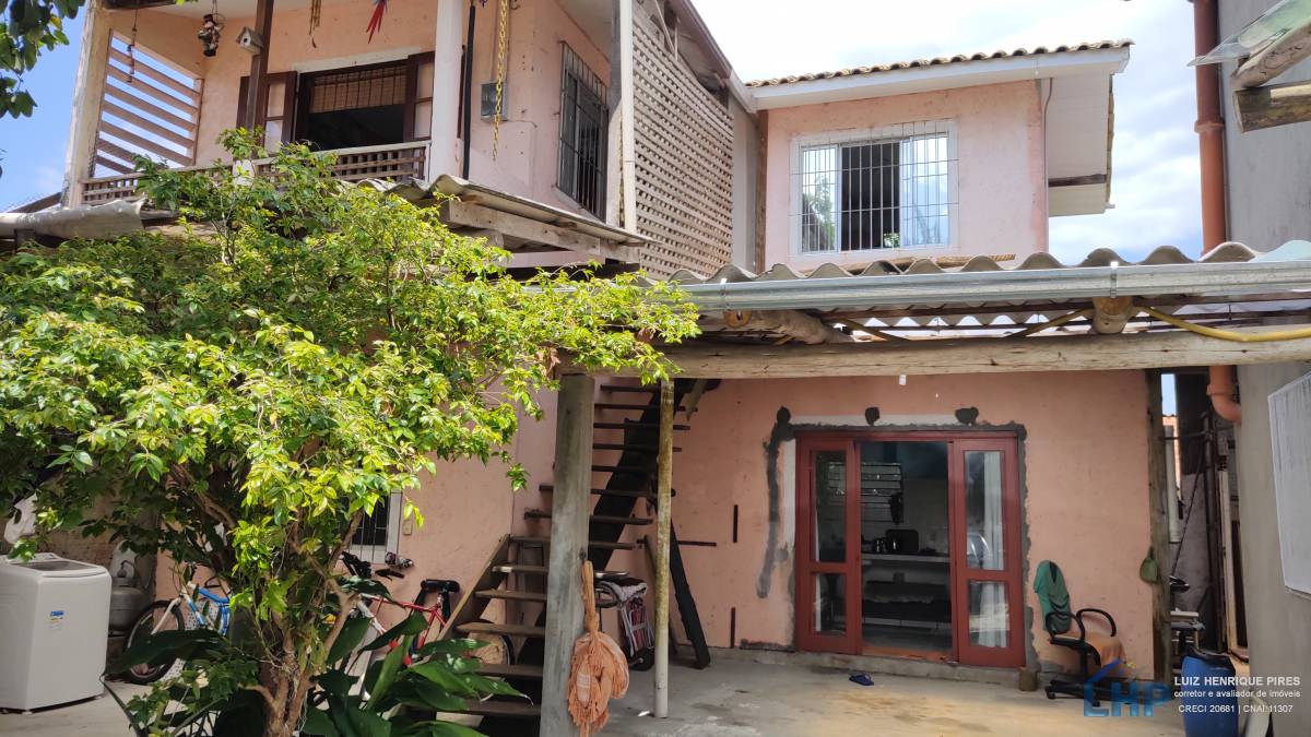 Casa no bairro Carianos em Florianópolis